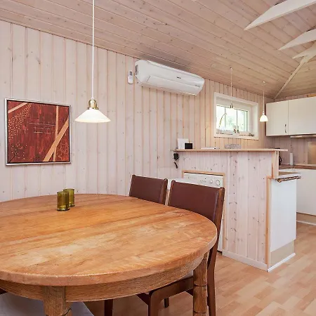 Ferienhaus Holiday V